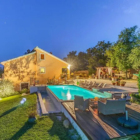Gorgeous In With Kitchen Vakantiehuis *