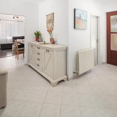 Gorgeous In With Kitchen